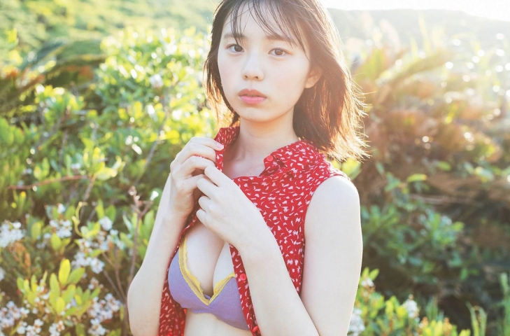 菊地姫奈 水着画像 17歳、高校3年生 南の島で2泊3日。 彼女のことがどんどん好きになる。 13枚目