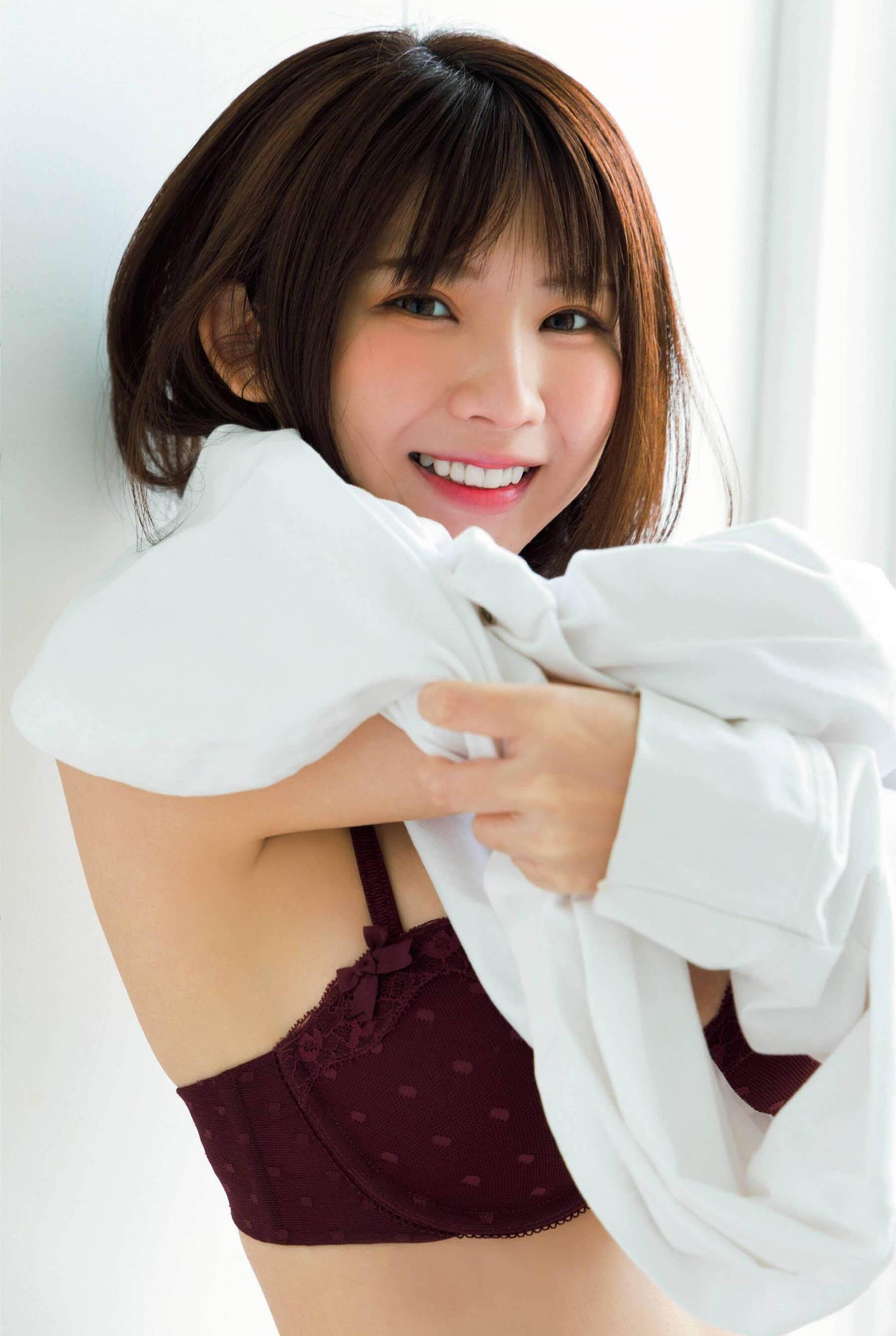 えなこ 水着 下着ランジェリー画像 ファンもビックリの エロかっこいい姿 5枚目