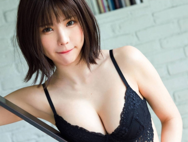 えなこ 水着 下着ランジェリー画像 ファンもビックリの エロかっこいい姿 15枚目