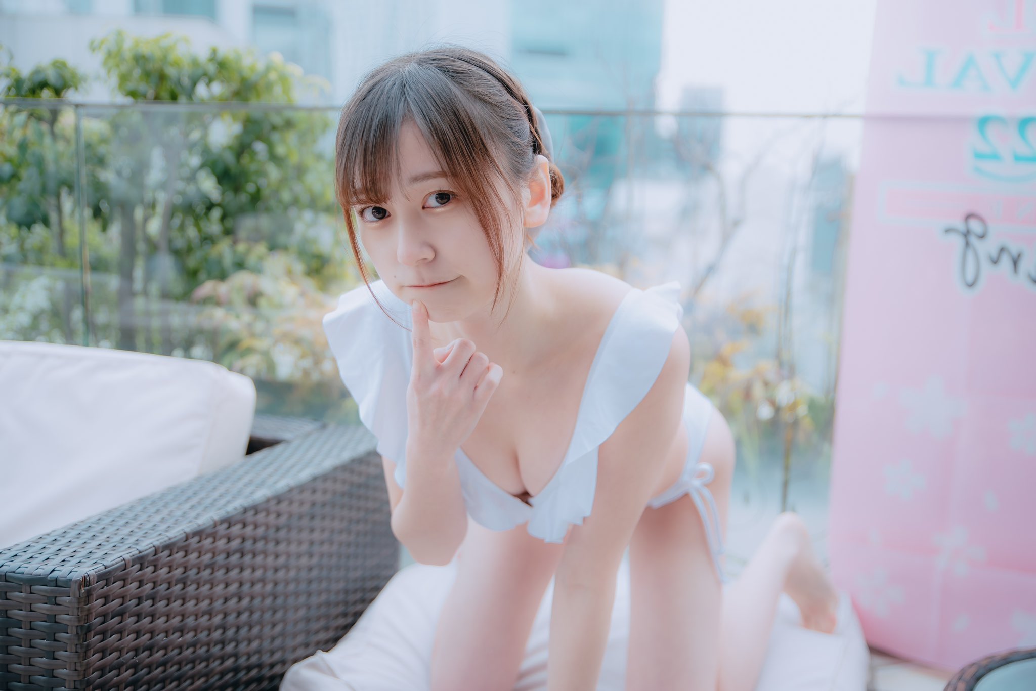 宮坂杏(eN)最新グラビア水着画像 10枚目