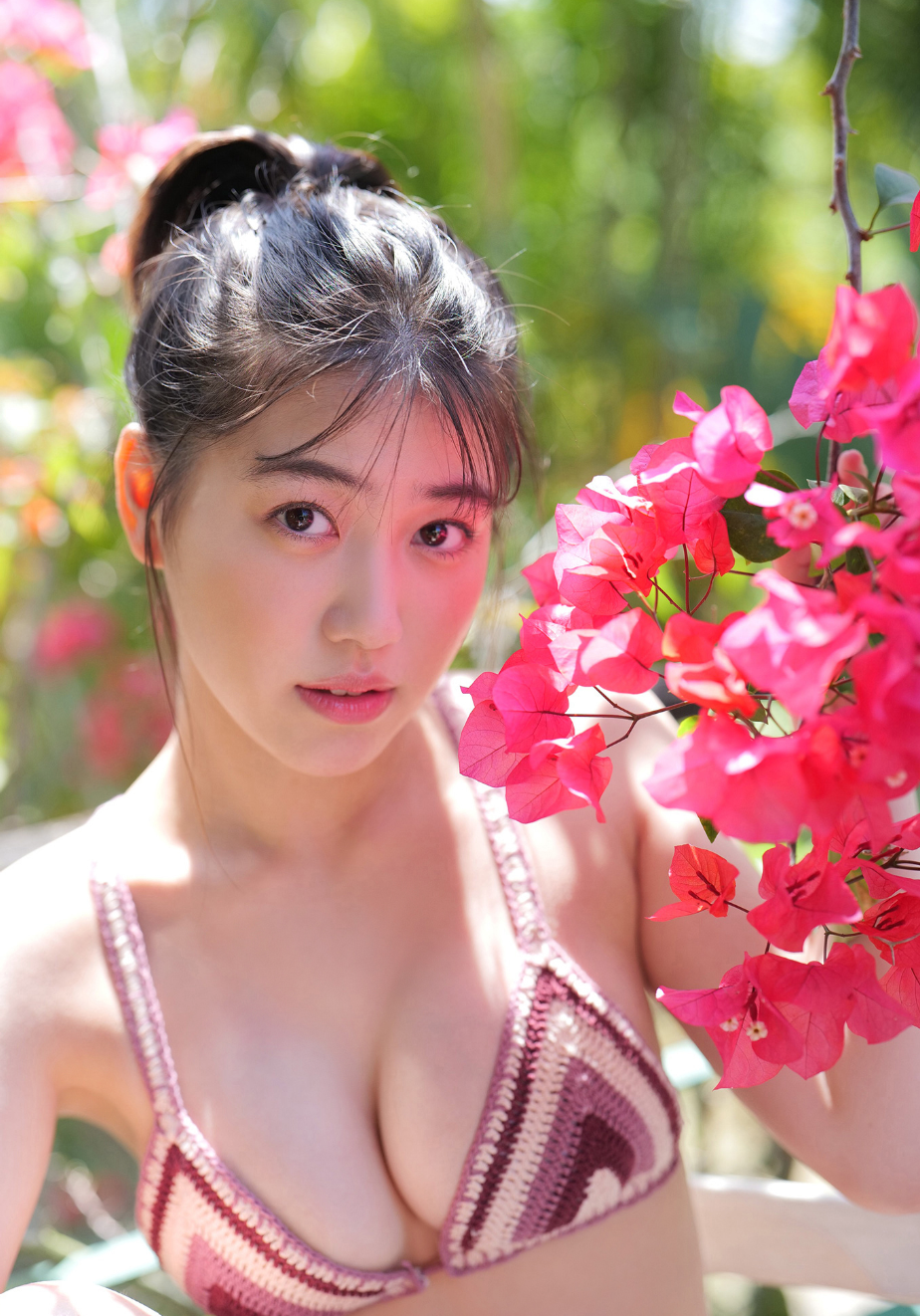 和泉芳怜(PiXMiX)最新グラビア水着画像③ 12枚目