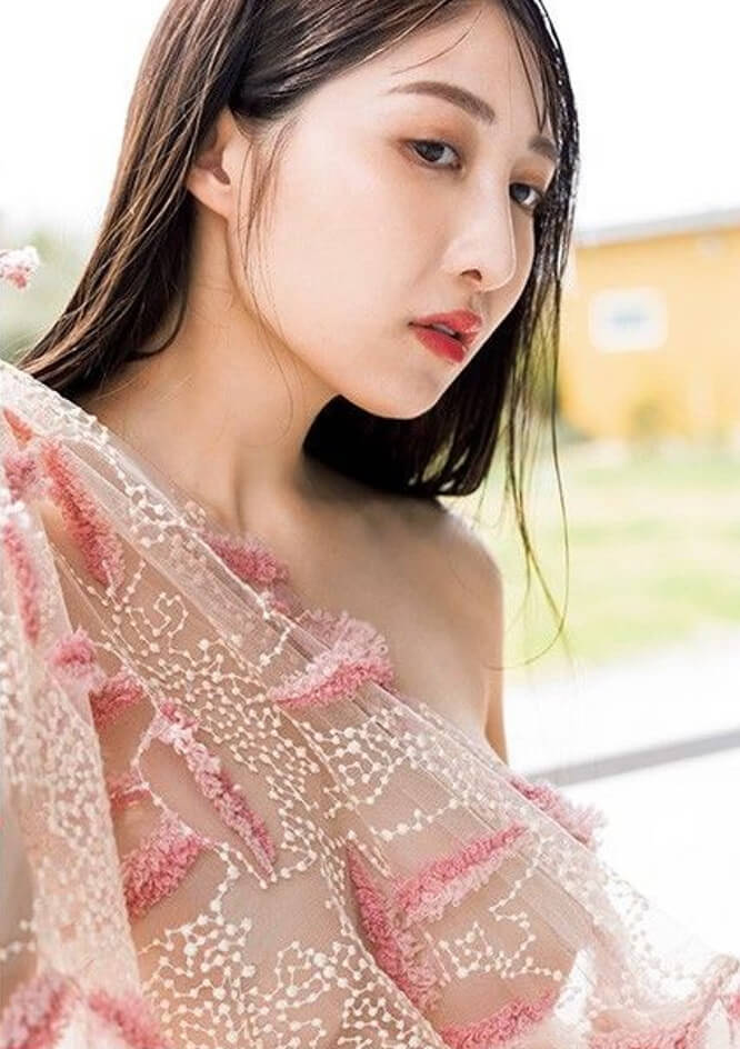 辻りりさ 可愛さと 美しさの水着グラビア 9枚目