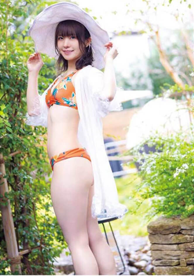元気印のコスプレイヤー茉夏ちゃんが水着一本で登場 6枚目