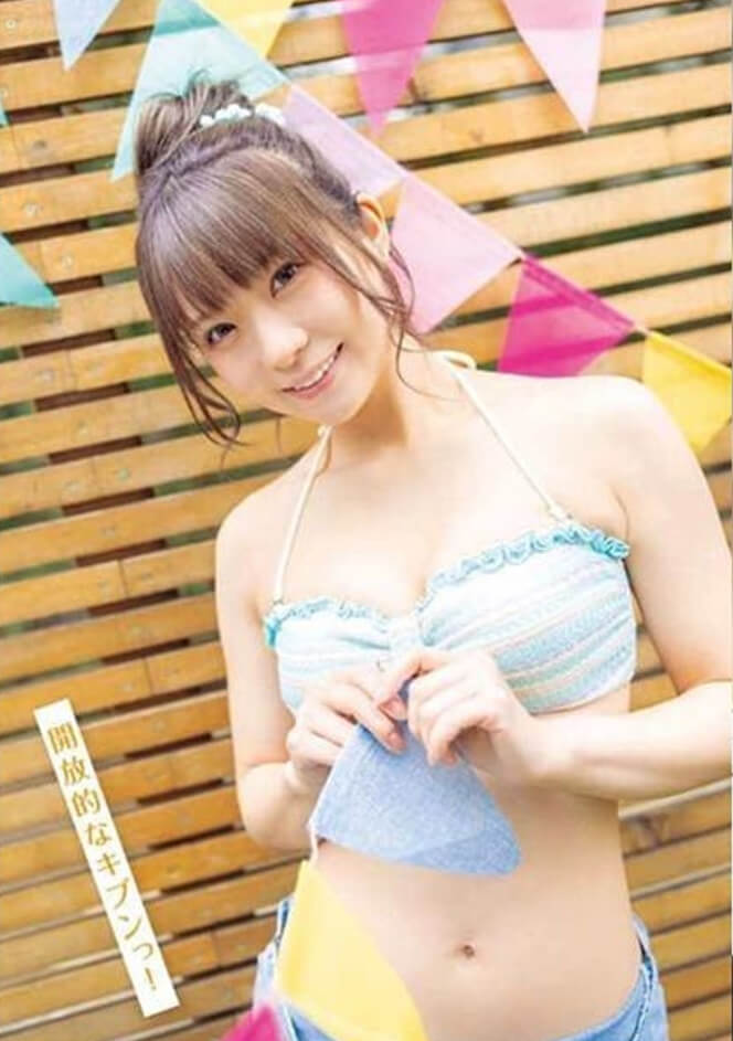 元気印のコスプレイヤー茉夏ちゃんが水着一本で登場 18枚目