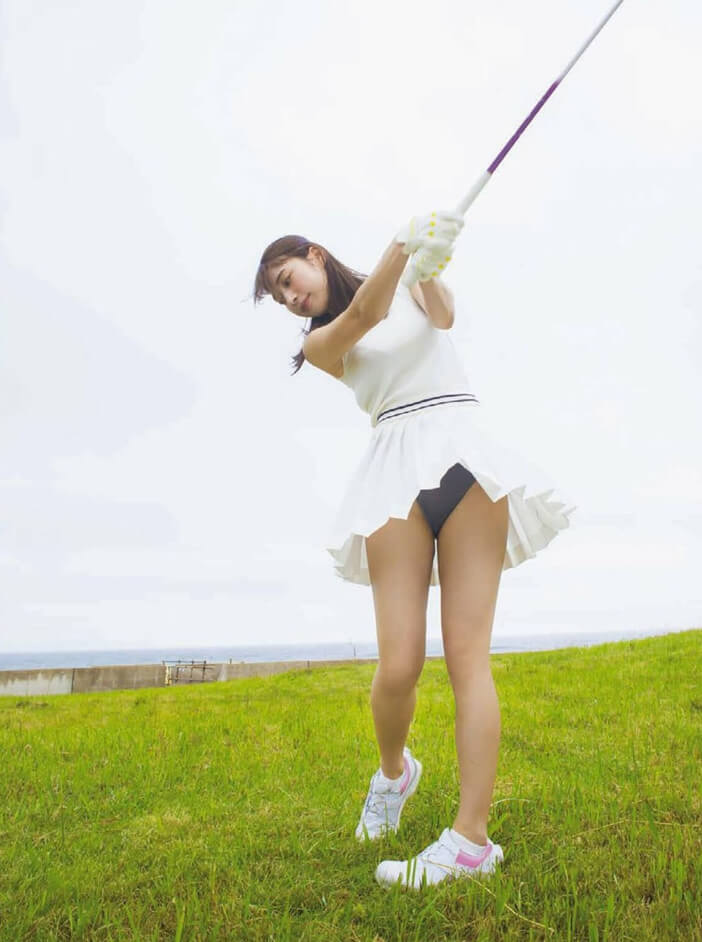 雪平莉左 水着ビキニ画像 井上尚弥 ノニト・ドネア戦で “美人すぎるラウンドガール”として話題 10枚目