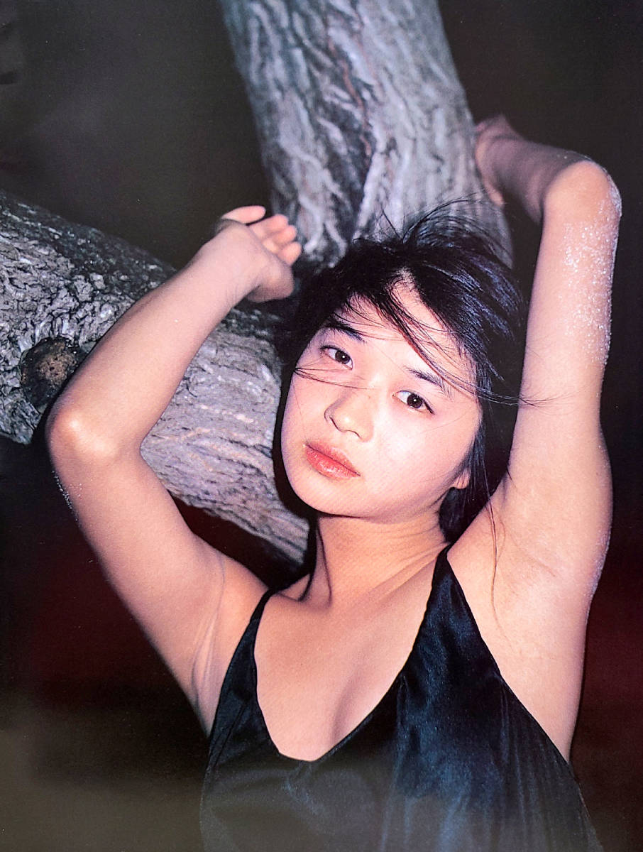 田中美佐子 水着ビキニ画像 女優 7枚目