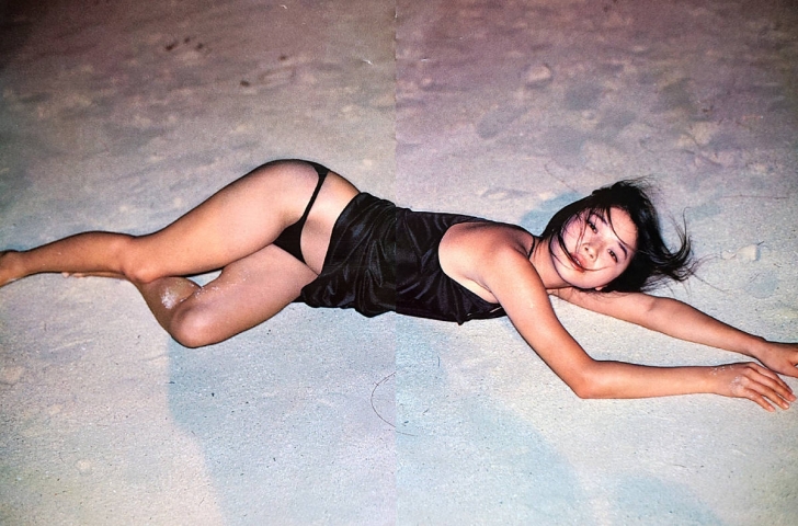 田中美佐子 水着ビキニ画像 女優 11枚目
