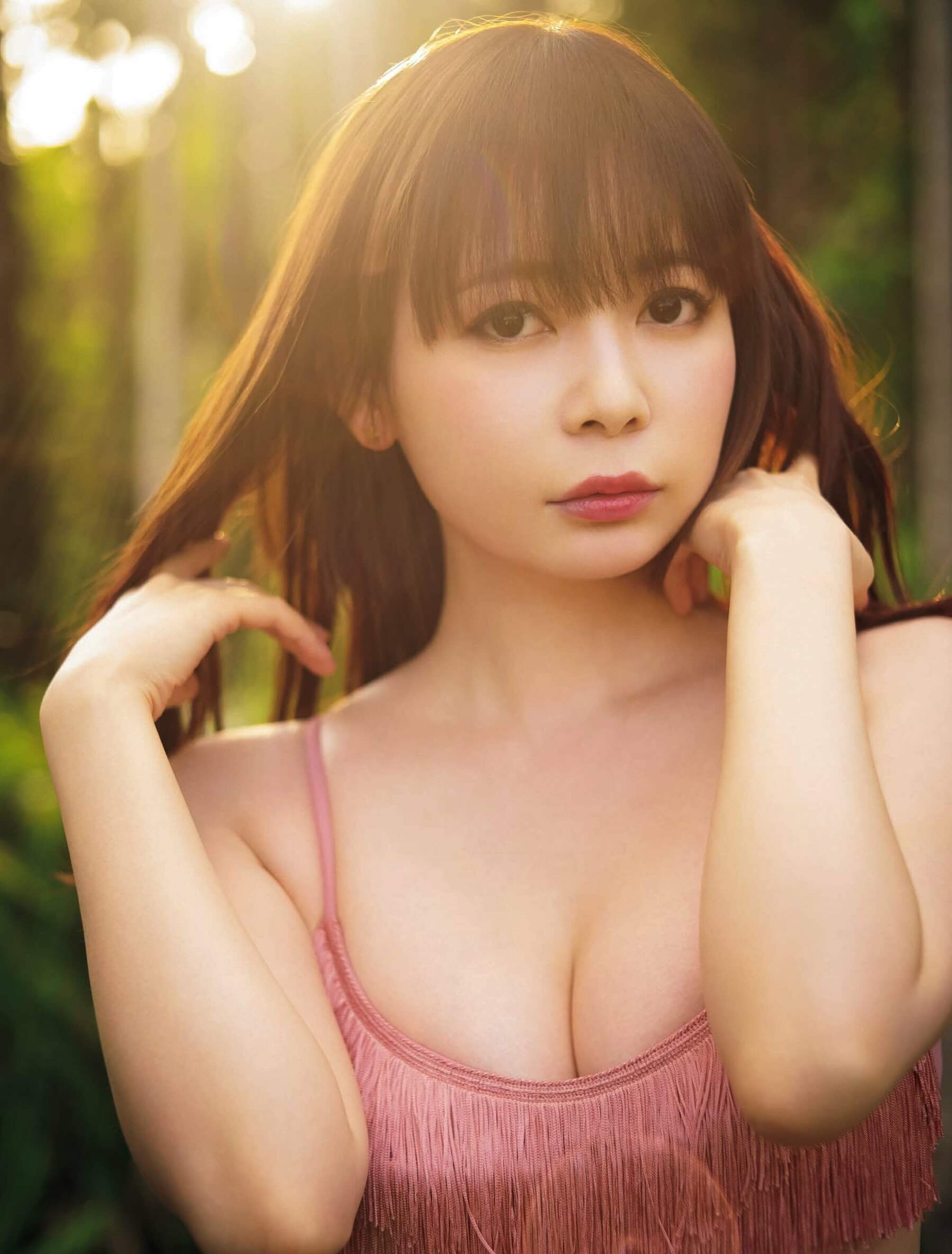 中川翔子 10年ぶりの水着姿が大反響 2枚目