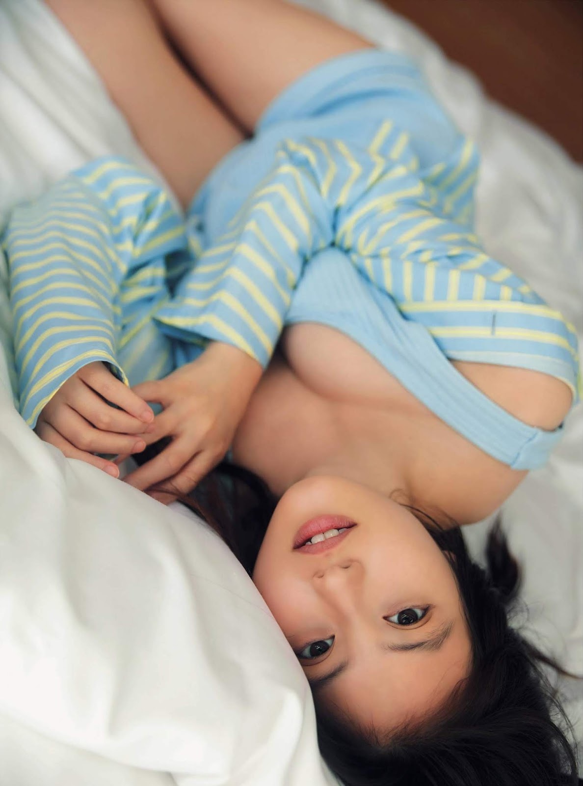 今田美桜 グラビア水着画像⑦ 30枚目