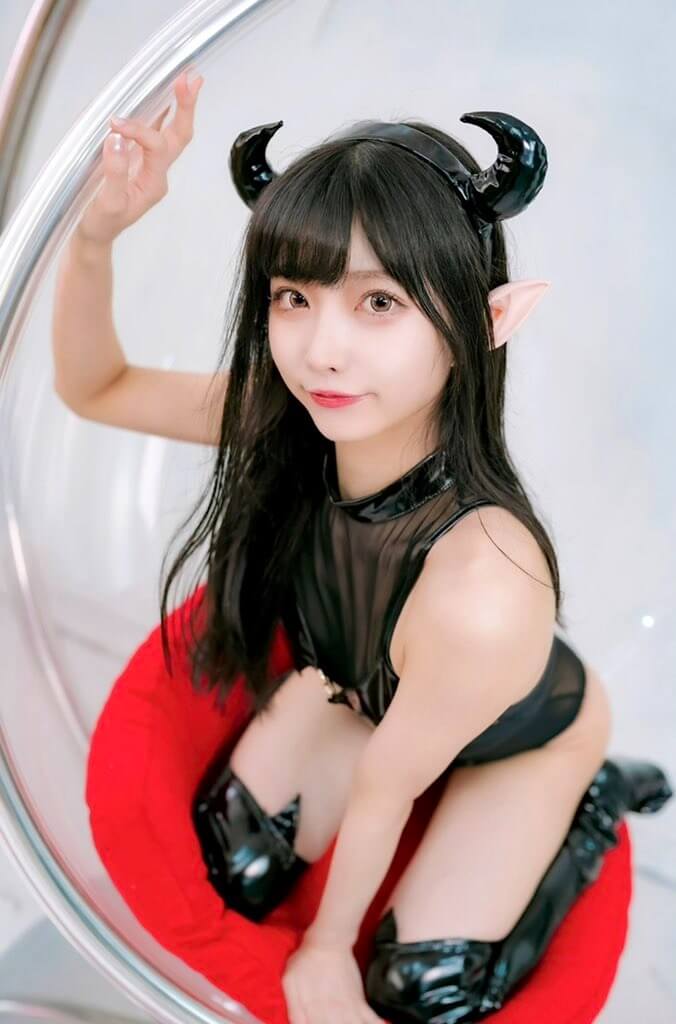 スクール水着 競泳水着 美少女コスプレーヤー 9枚目