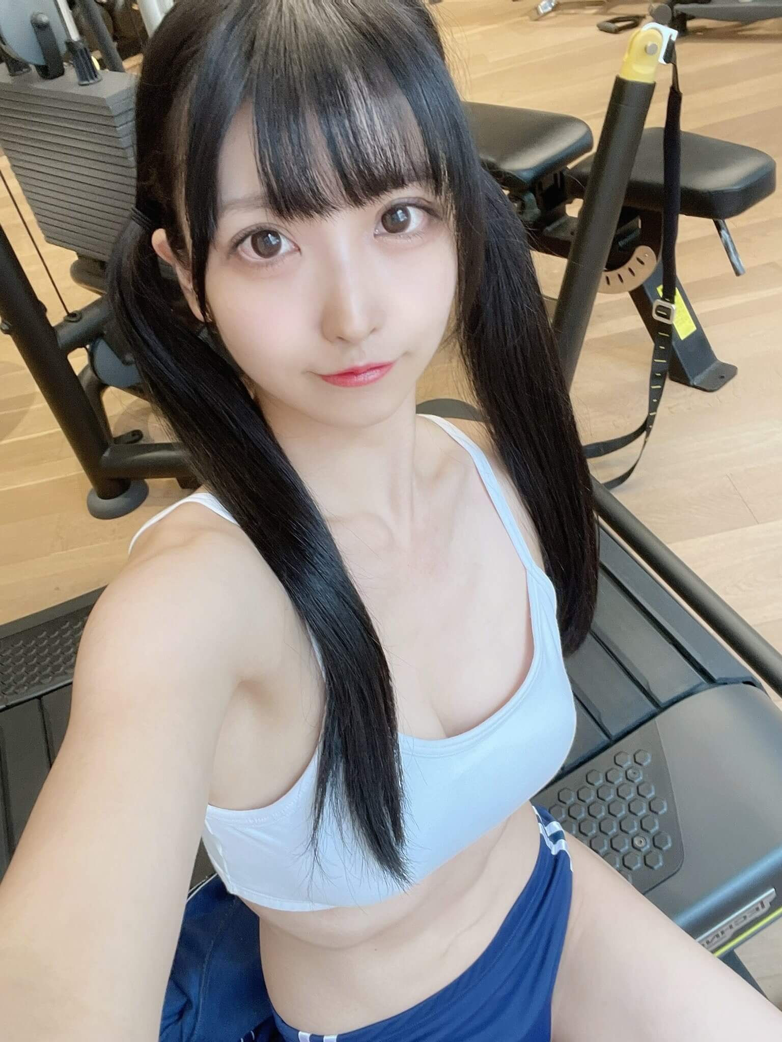 アスリート スポーツウェア 体操着 美少女コスプレーヤー 6枚目
