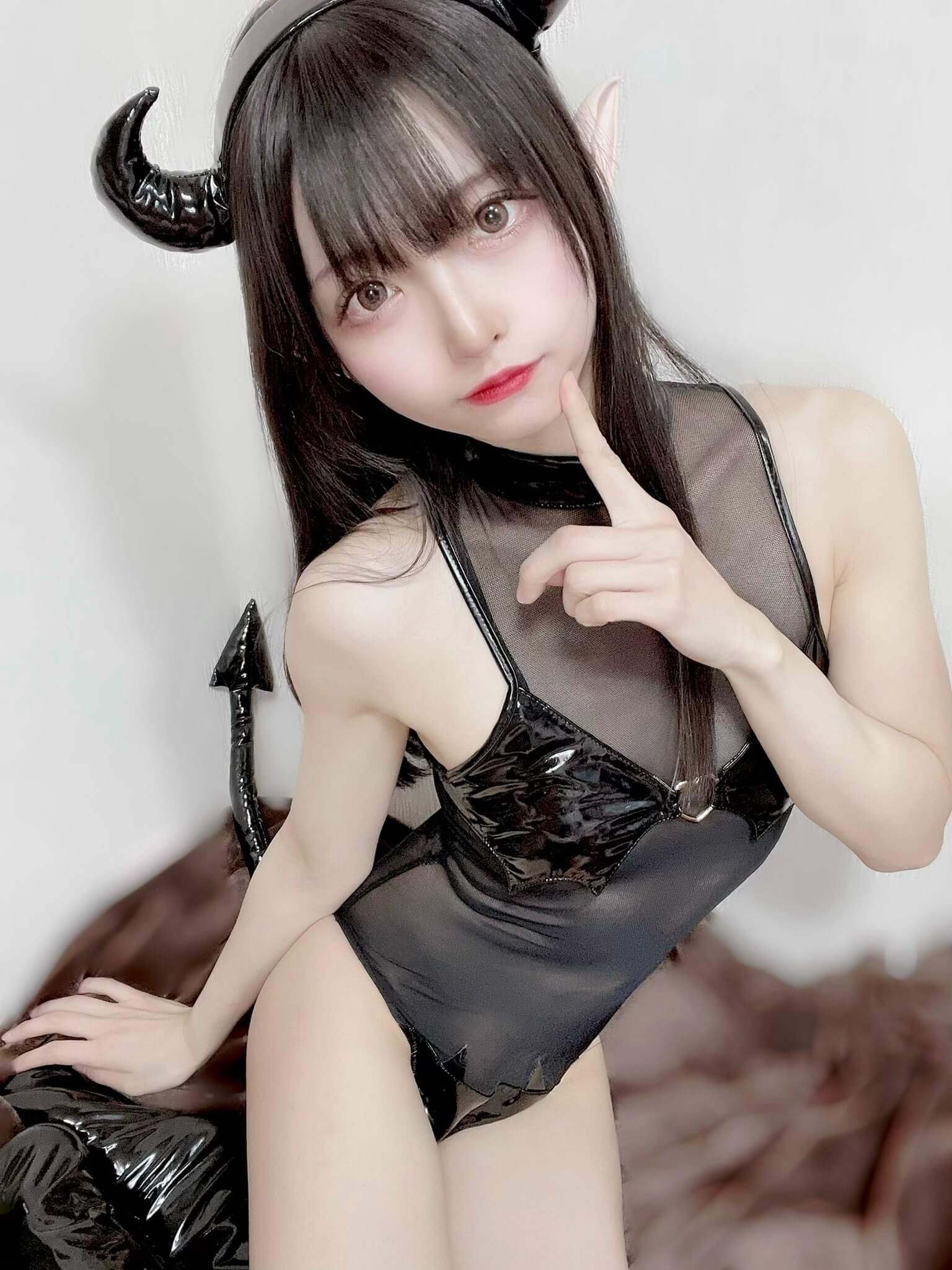 美少女コスプレーヤー コスプレ水着ビキニ画像 4枚目