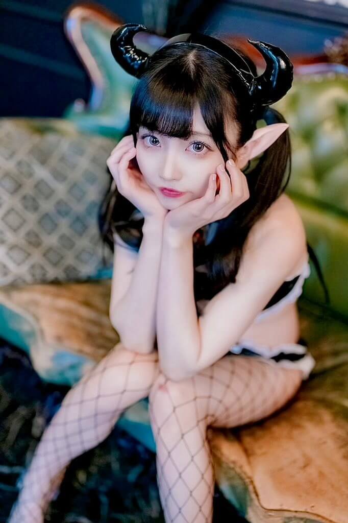 美少女コスプレーヤー コスプレ水着ビキニ画像 6枚目