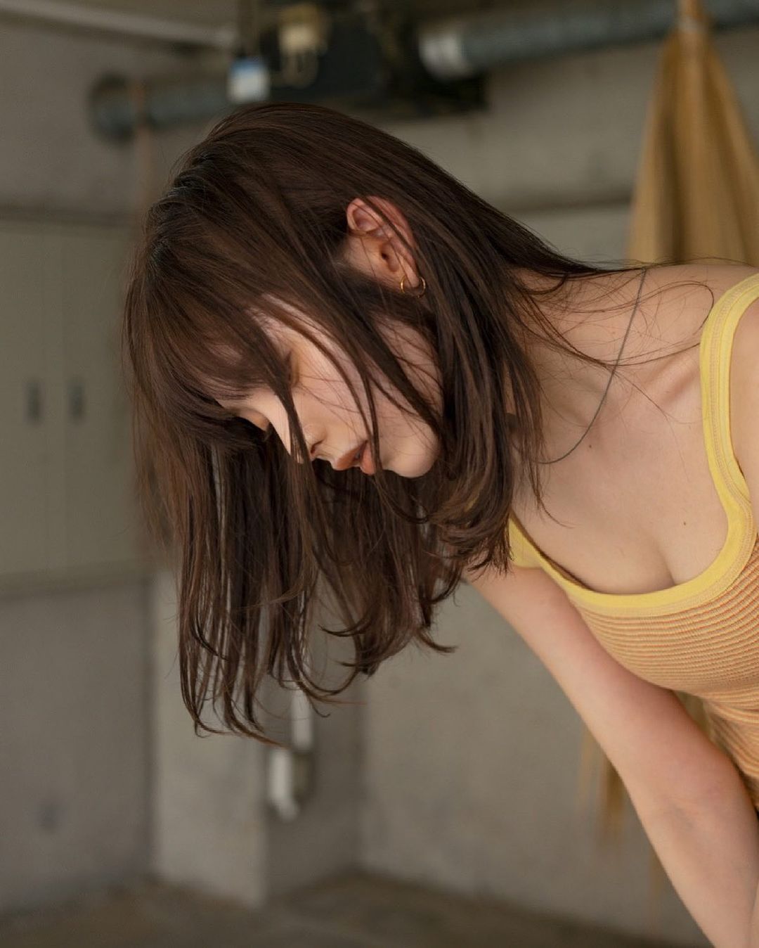 橋下美好 最新グラビア水着画像 13枚目