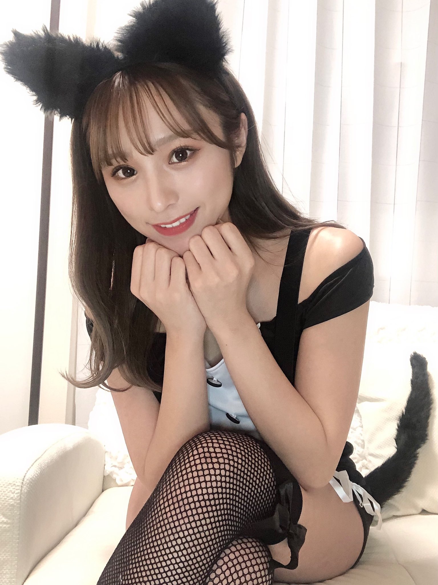 左伴彩佳 最新グラビア水着画像 17枚目
