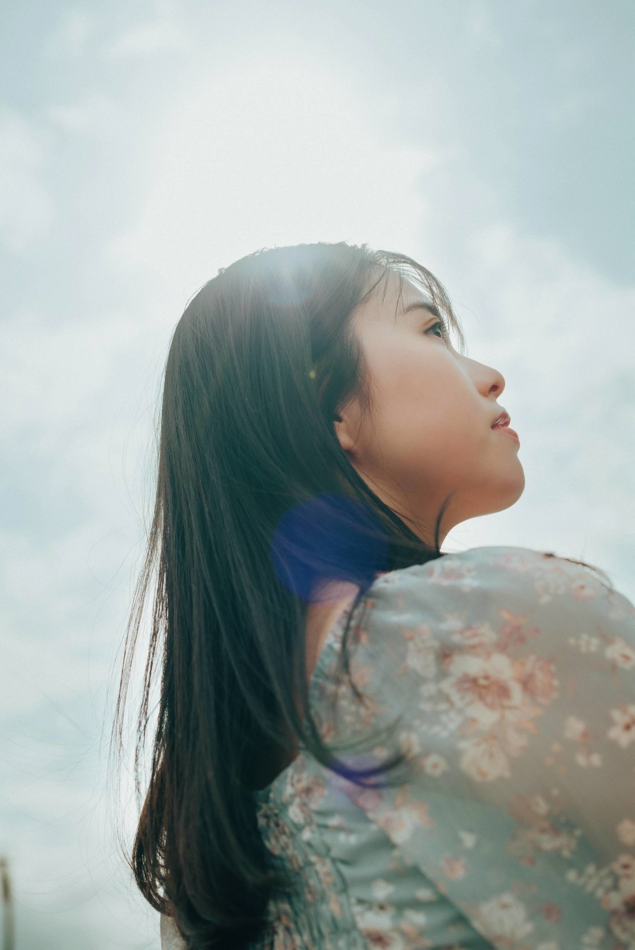 地頭江音々(HKT48)最新グラビア水着画像 7枚目
