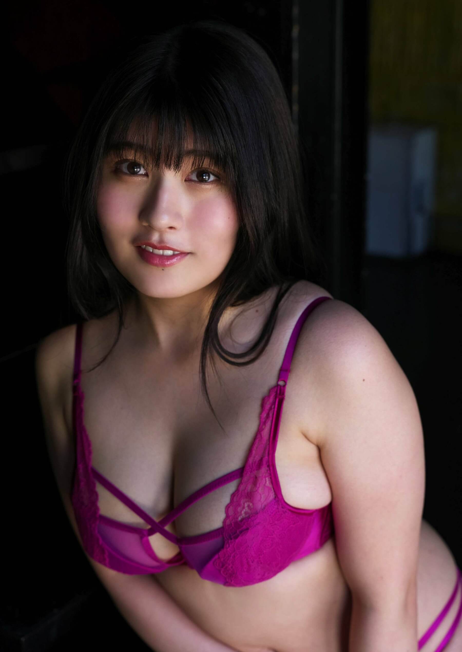ちとせよしの 水着ビキニ画像「グラドル界の有村架純」が 魅せた! 新境地の爆乳セクシー 22枚目