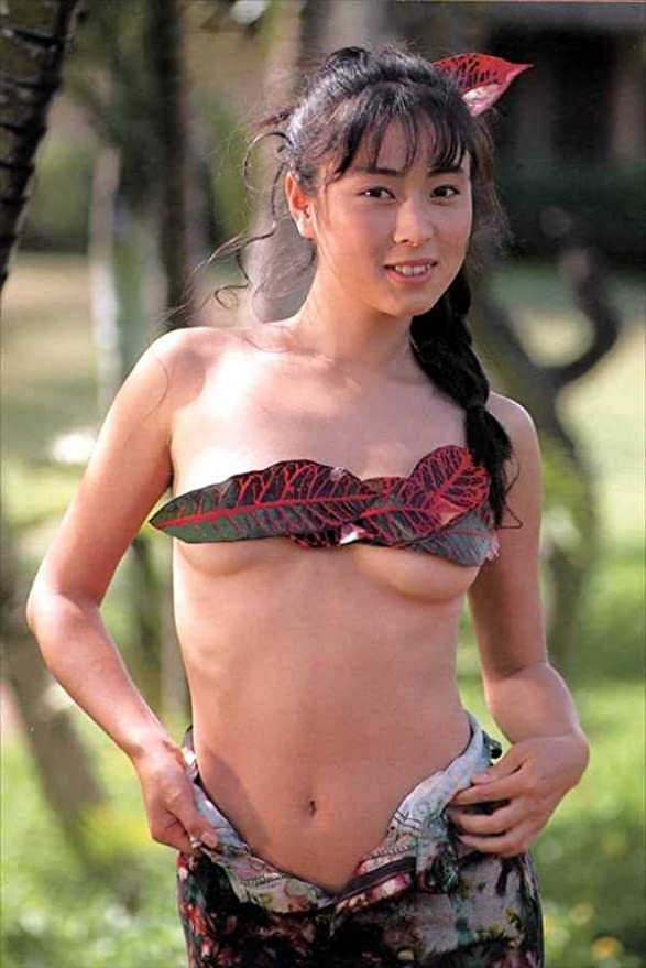 ZARD 坂井泉水 水着ビキニ画像 4枚目