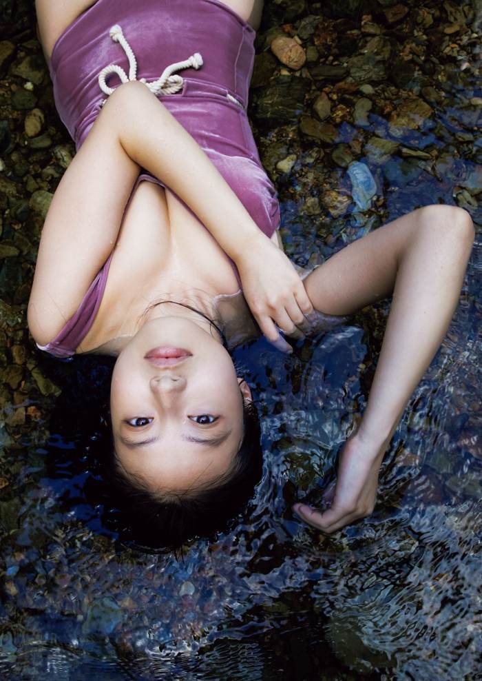 今田美桜 水着ビキニ画像 17枚目