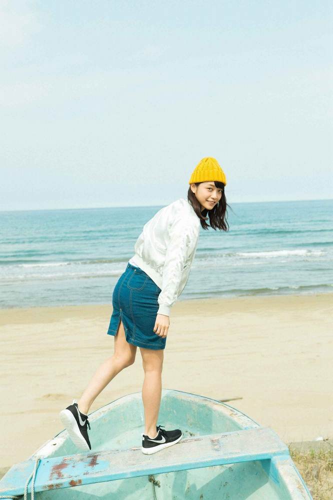 乃木坂46 深川麻衣 水着グラビアまとめ 23枚目
