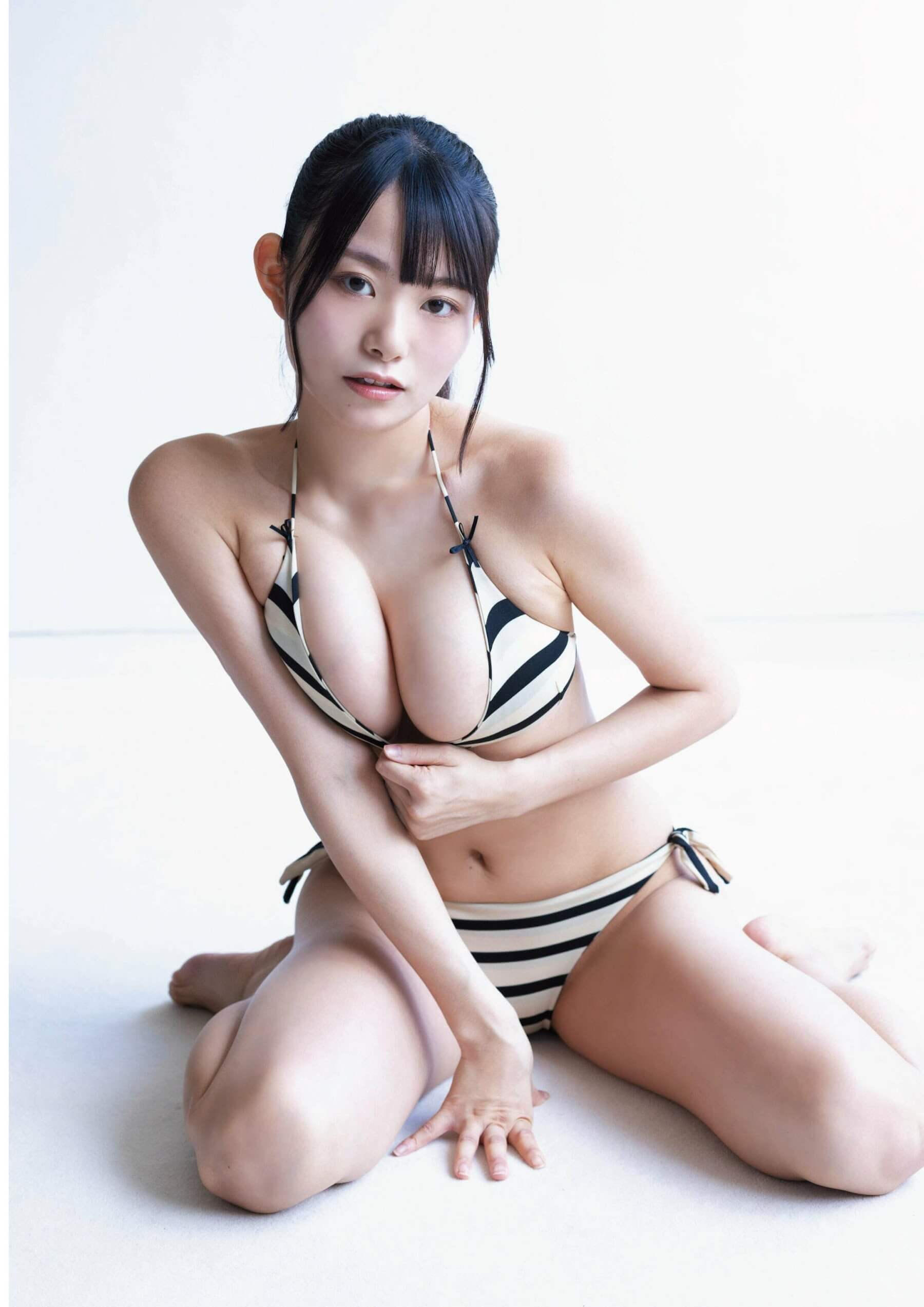 桜井木穂 水着グラビア「トレーニング女子」を テーマに撮影しました 4枚目