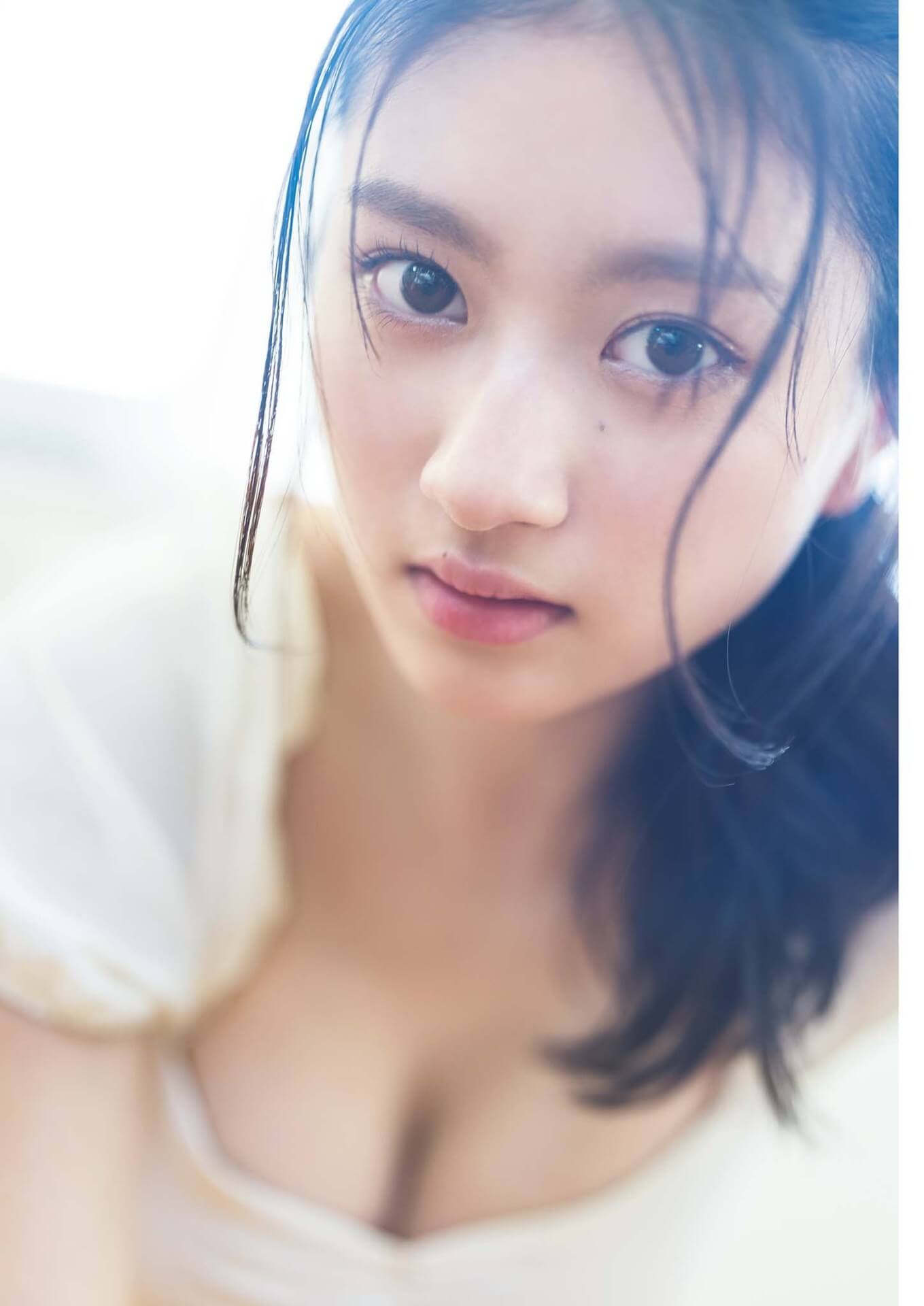 美しき18歳の最旬女優・吉田あかり 水着グラビア - 芸能アイドルモデル女優水着画像集 4枚目