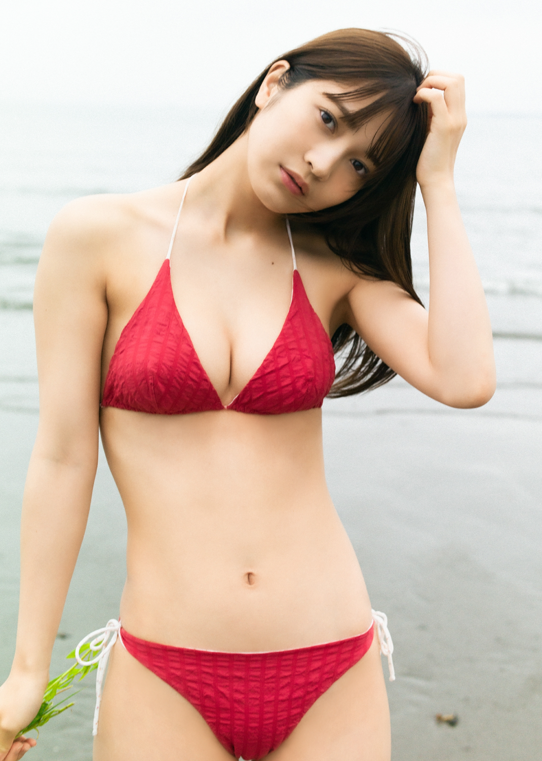 黒嵜菜々子(Peel the Apple)最新グラビア水着画像④ 24枚目