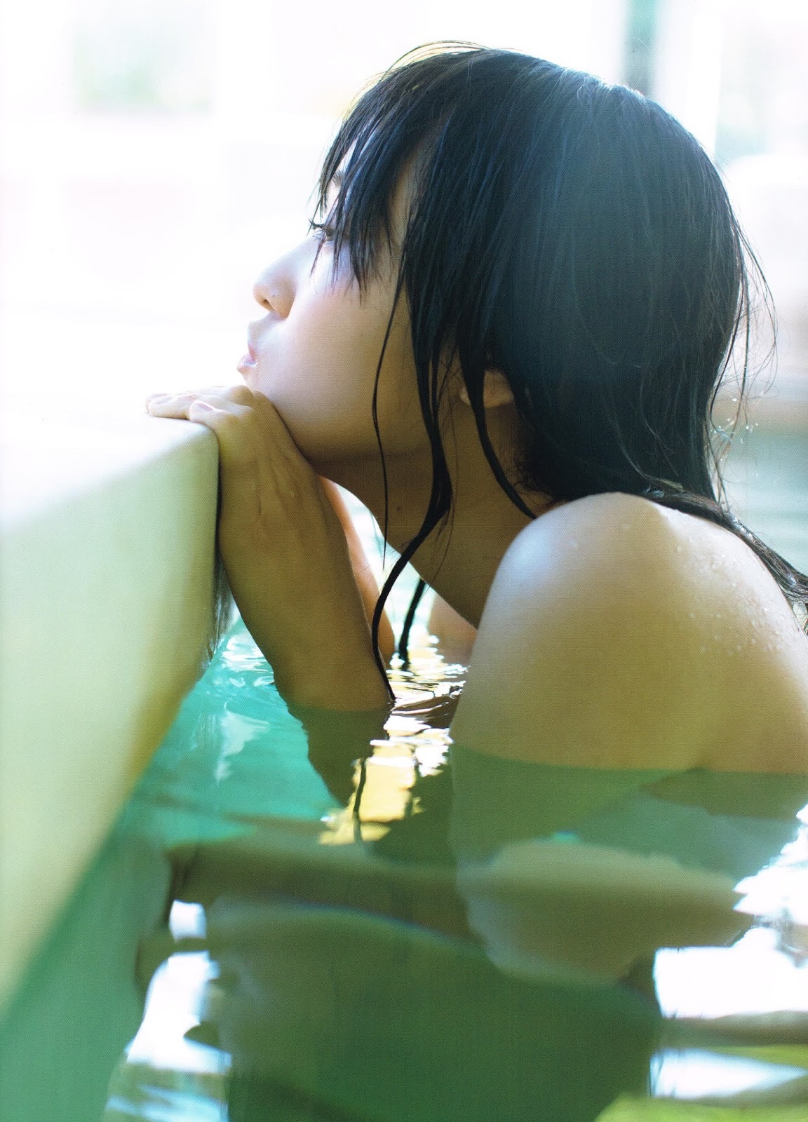 菅井友香(櫻坂46)グラビア水着画像① 29枚目