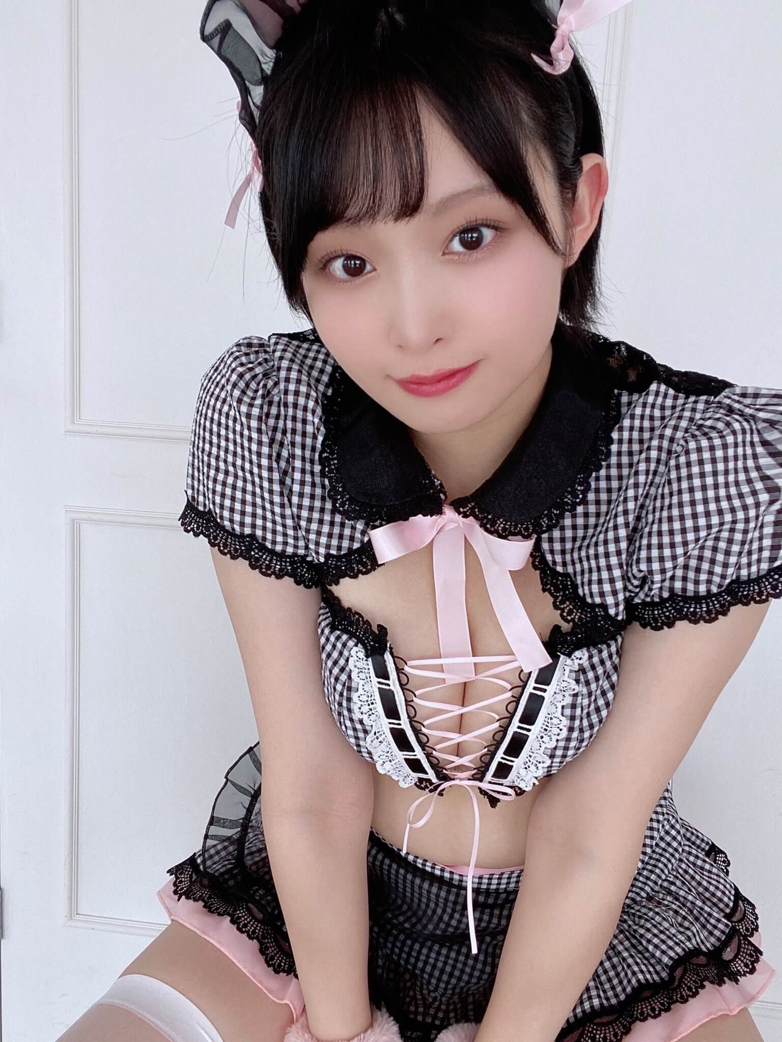 美月絢音 水着ビキニ画像 清純&可憐な雰囲気が魅力 - 芸能アイドルモデル女優水着画像集 24枚目