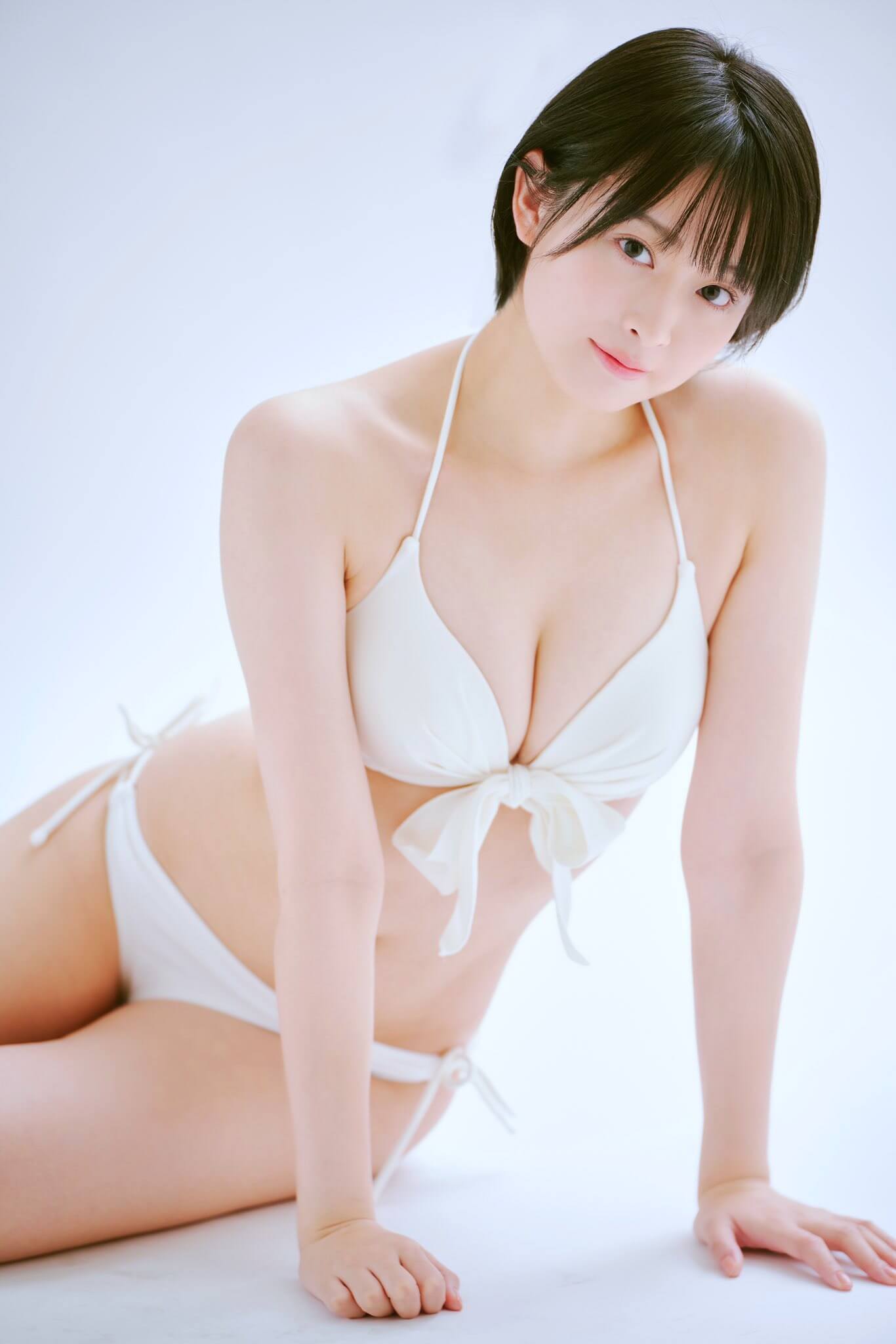 美月絢音 水着ビキニ画像癒やしのグラビアアイドル - 芸能アイドルモデル女優水着画像集 23枚目