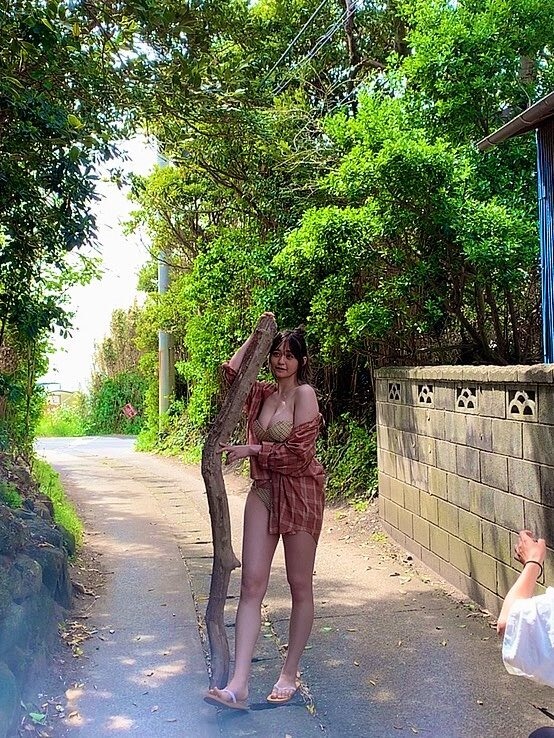 美澄衿依 水着ビキニ画像グラビア界大注目 - 芸能アイドルモデル女優水着画像集 8枚目
