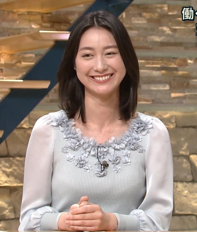 小川彩佳 最新グラビア画像 27枚目
