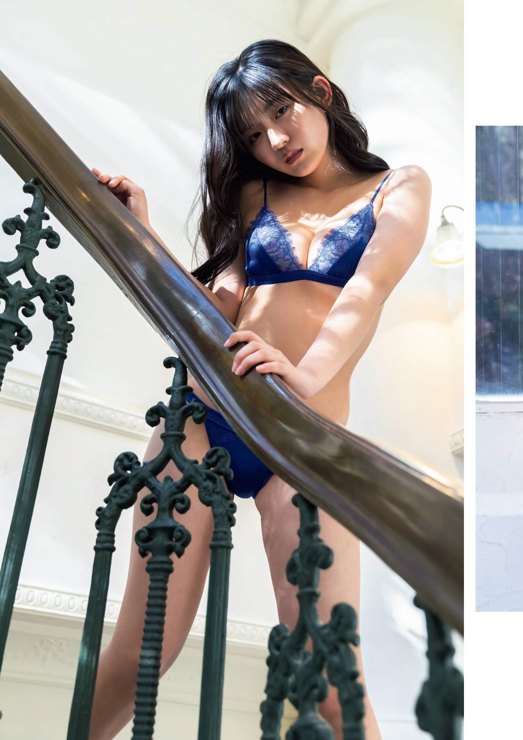 豊田ルナ 美少女のピュア水着♡ 特撮ヒロイン× 銀世界! 『ウルトラマントリガー』 - 芸能アイドルモデル女優水着画像集 4枚目