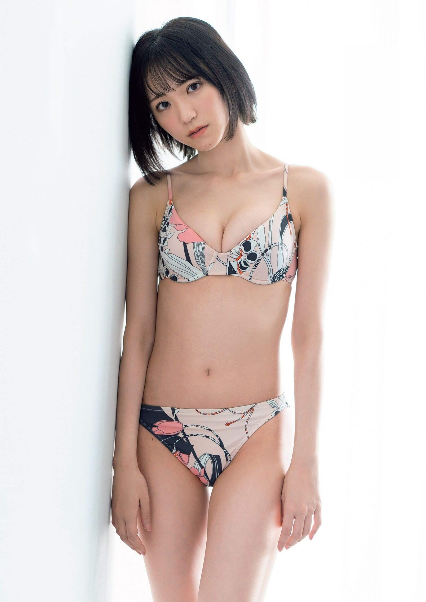 野口衣織(=LOVE)水着ビキニ画像 - 芸能アイドルモデル女優水着画像集 7枚目