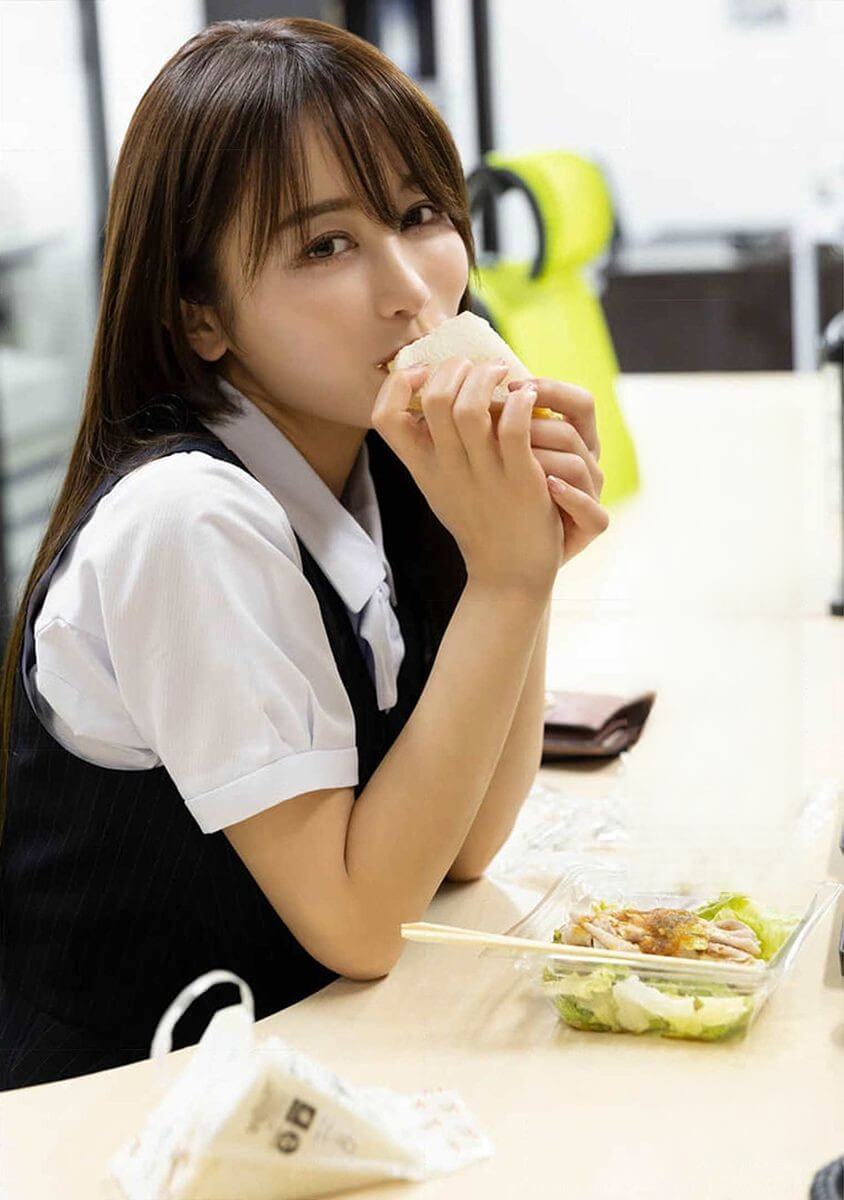 いくみ もし こんなに可愛くてエロいOLさんが近くに居たら・・・水着ビキニ画像 - 芸能アイドルモデル女優水着画像集 25枚目