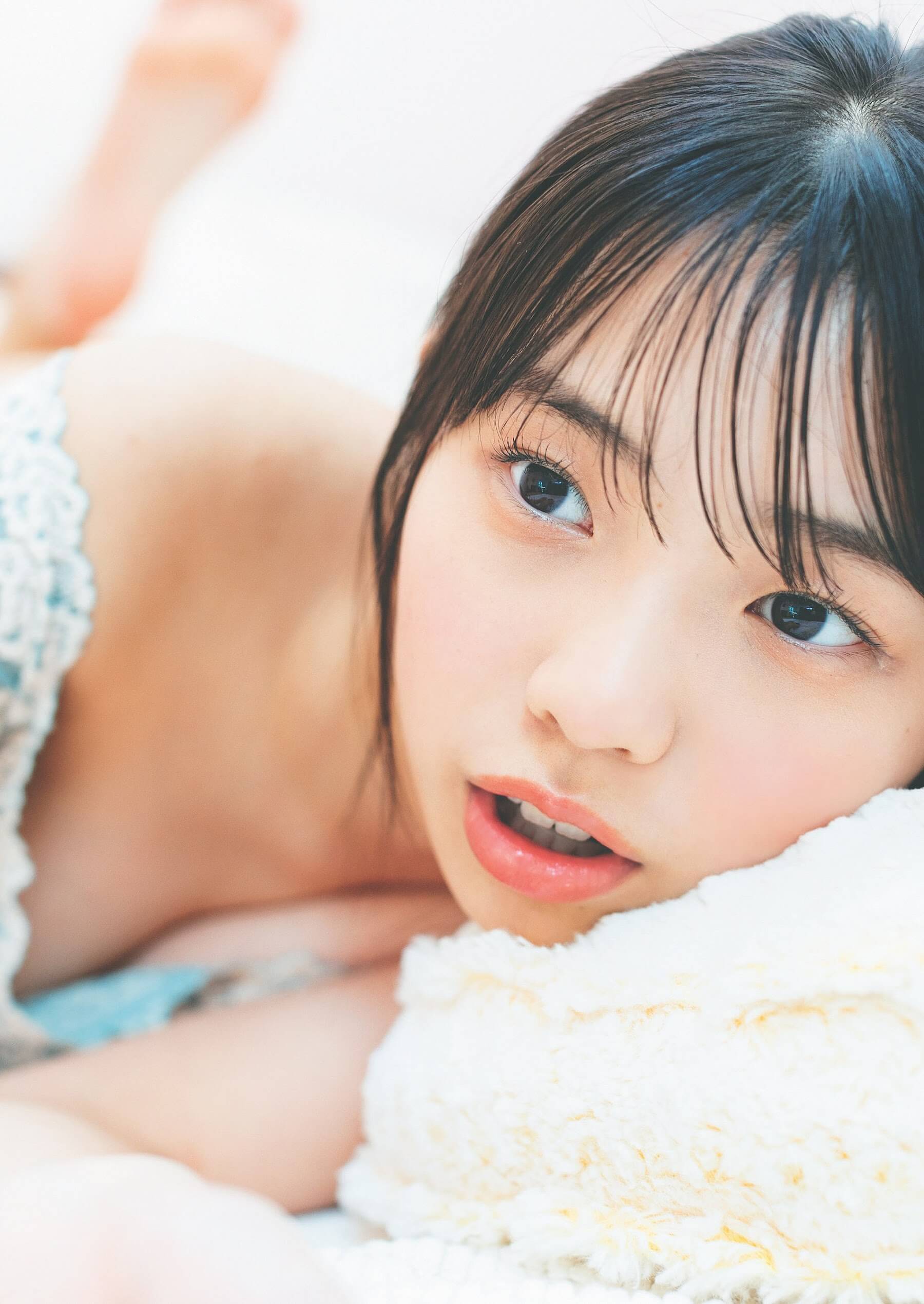 菊地姫奈 水着ビキニ画像怒涛の勢いでグラビア界を牽引している 17歳の女子高生 - 芸能アイドルモデル女優水着画像集 1枚目
