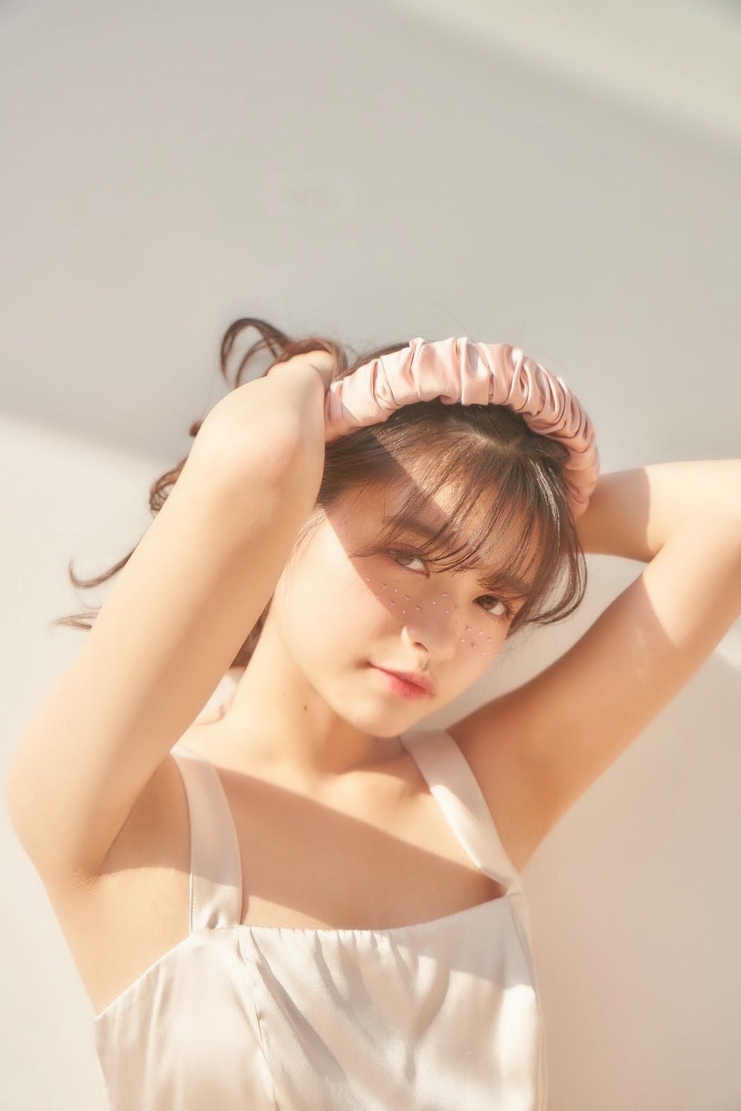 景井ひな 最新グラビア水着画像 21枚目