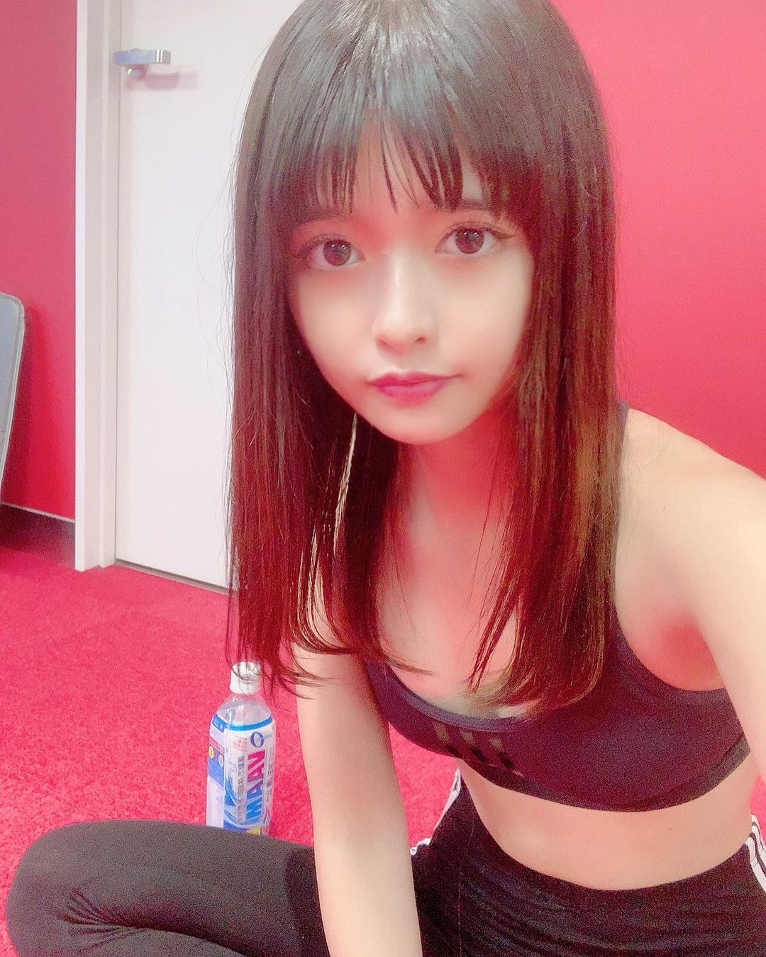 景井ひな 最新グラビア水着画像 30枚目