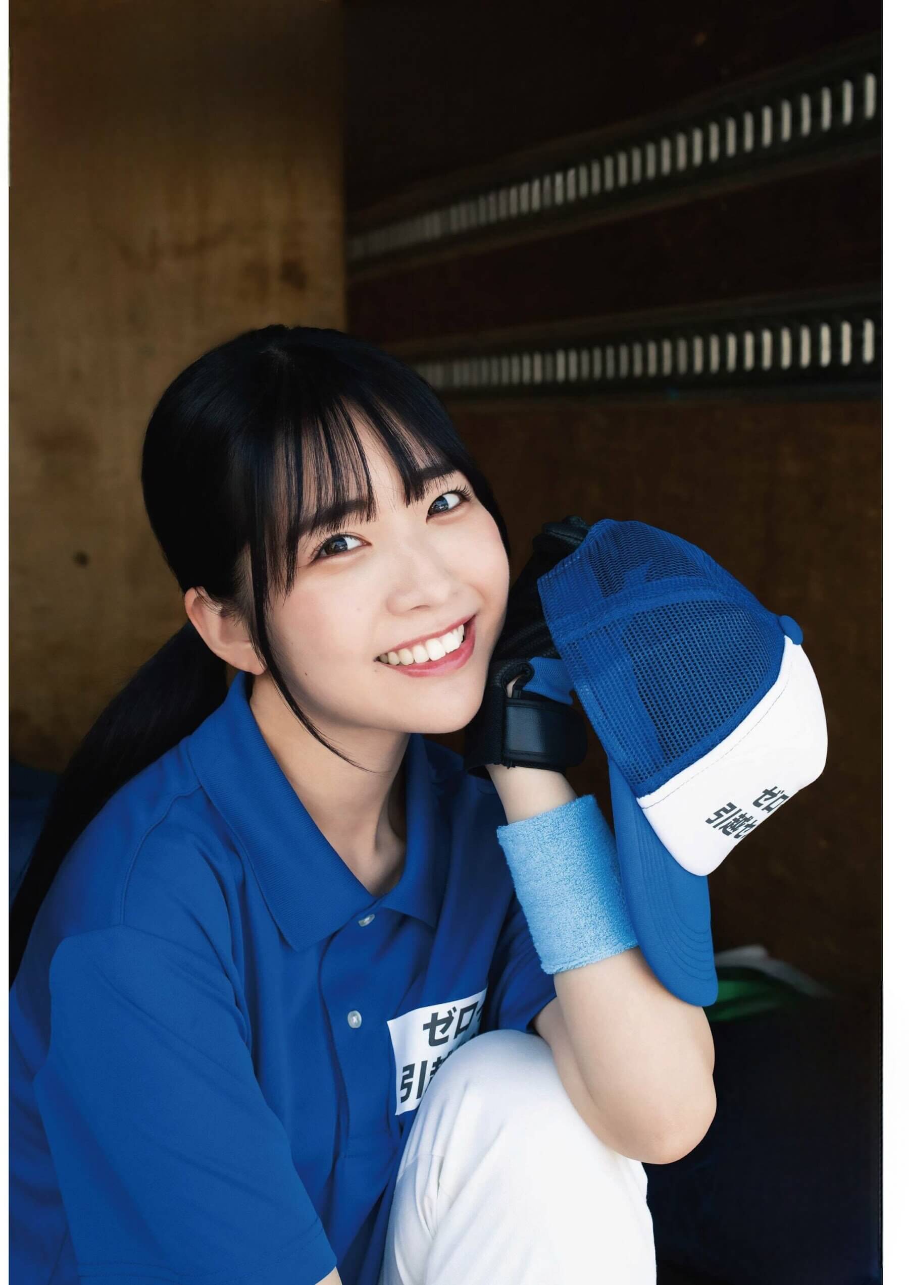 天羽希純が引っ越し屋さんに変身! 【水着画像 - 芸能アイドルモデル女優水着画像集 1枚目