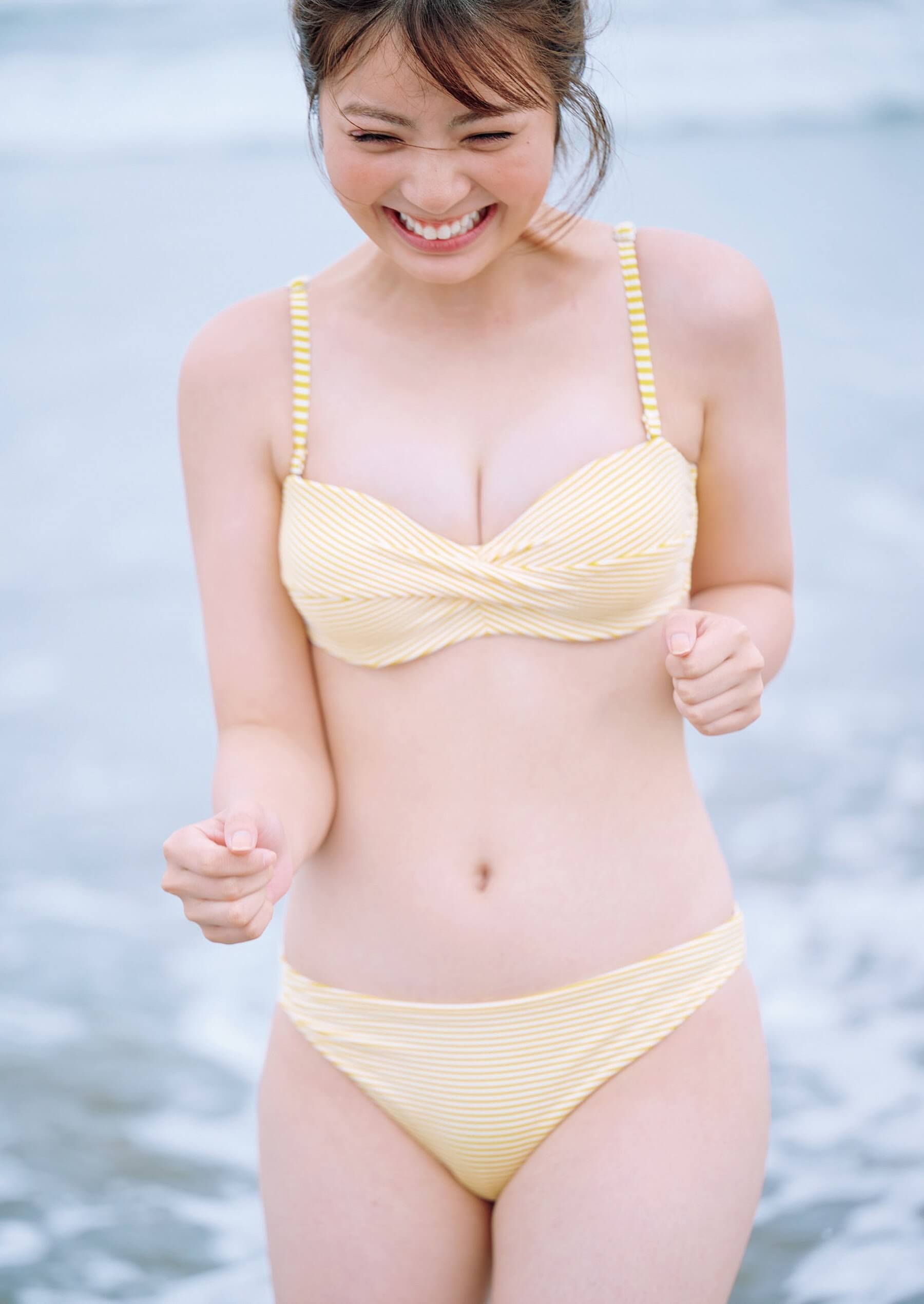星乃夢奈 『仮面ライダーギーツ』出演の 17歳が初水着に挑戦! - 芸能アイドルモデル女優水着画像集 4枚目