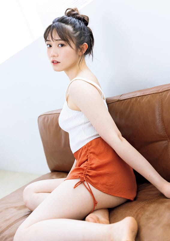 小野田紗栞 (つばきファクトリー) 里吉うたの (BEYOOOOONDS) - 芸能アイドルモデル女優水着画像集 3枚目