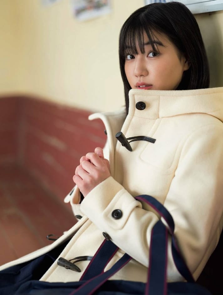 和泉芳怜【水着画像】18歳の爽やかな笑顔や少しオトナなランジェリー姿。 - 芸能アイドルモデル女優水着画像集 2枚目