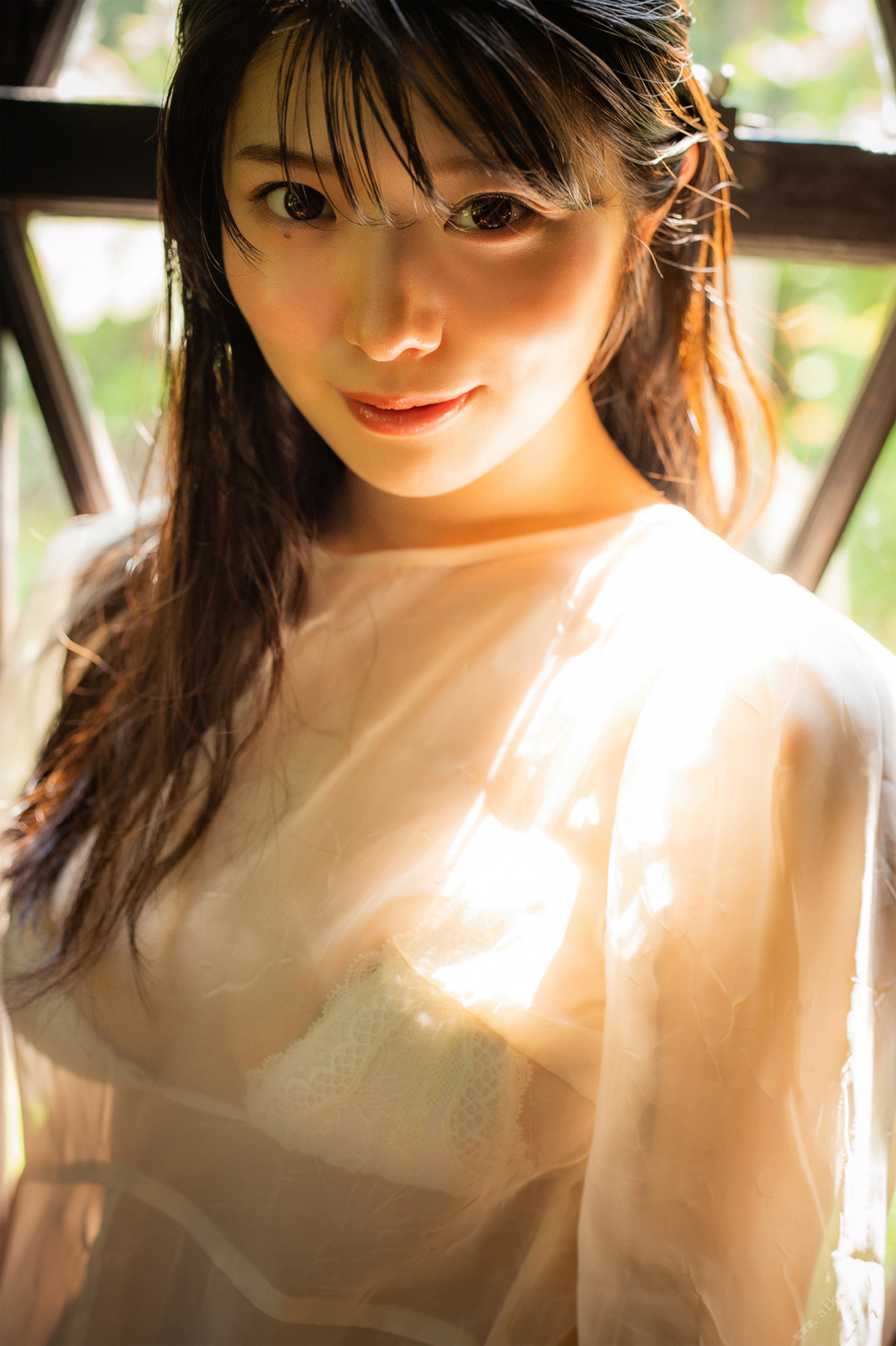 山田かな 週刊現代デジタル写真集 「KANA 官能BLACK」 5枚目