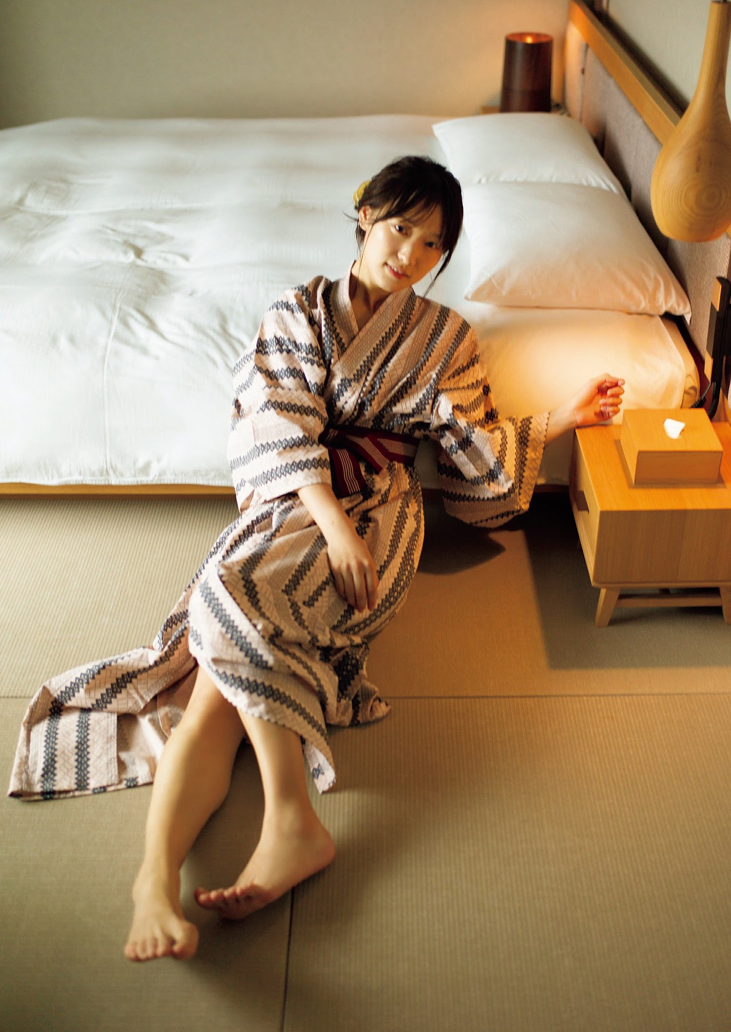 Weekly Playboy 2022.11.14 No.46 菅井友香 (櫻坂46) 『夜行性。』 5枚目