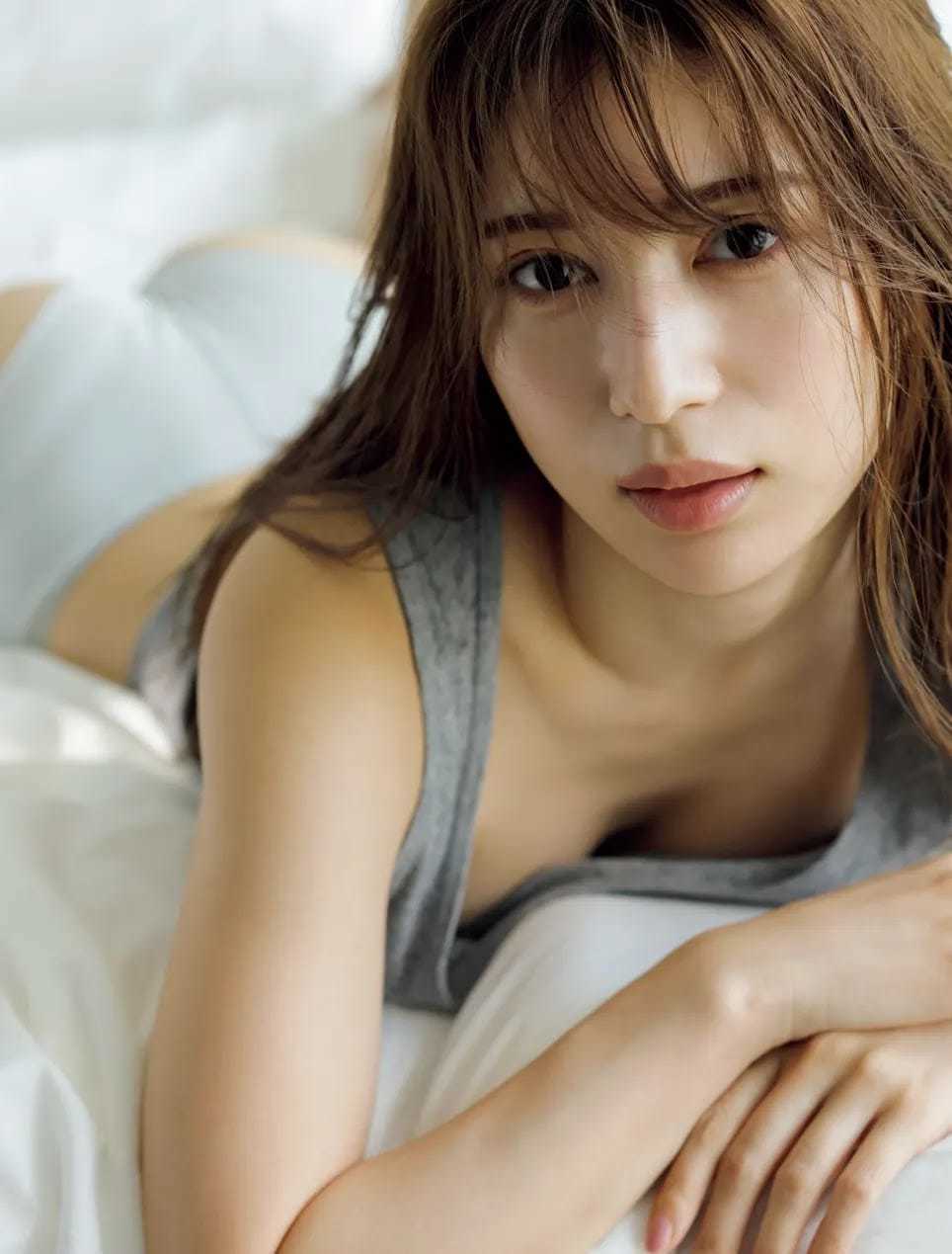雪平莉左 【水着画像】いいオンナ感 MAXの三ッ星SEXY 6枚目