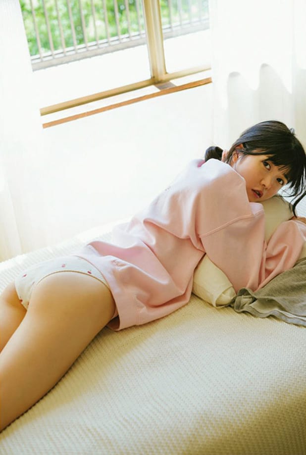 小野寺梓 【水着画像】(真っ白なキャンバス) ゆったりとした休日感 10枚目