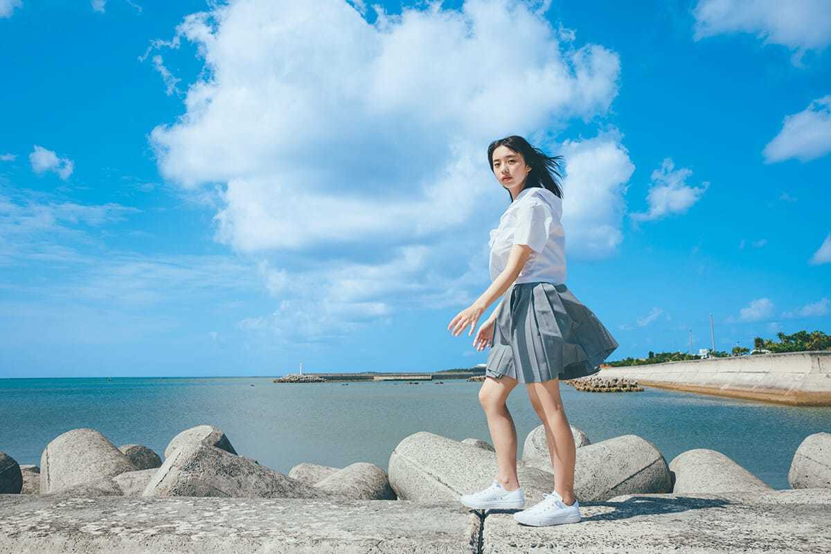 菊地姫奈 さよなら制服18歳の私から愛を込めて【水着画像 10枚目