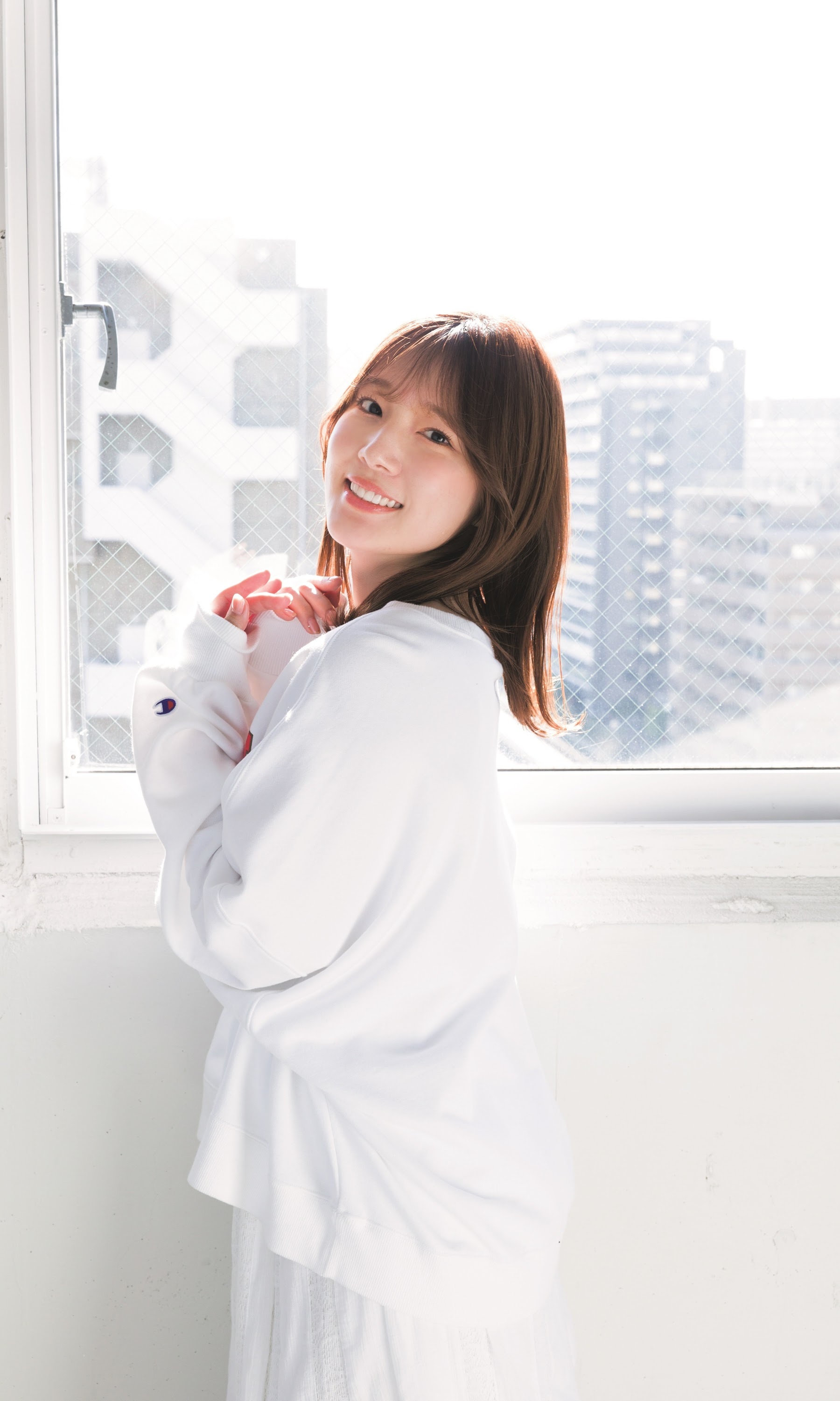 内田真礼 最新グラビア含む水着画像③ 10枚目