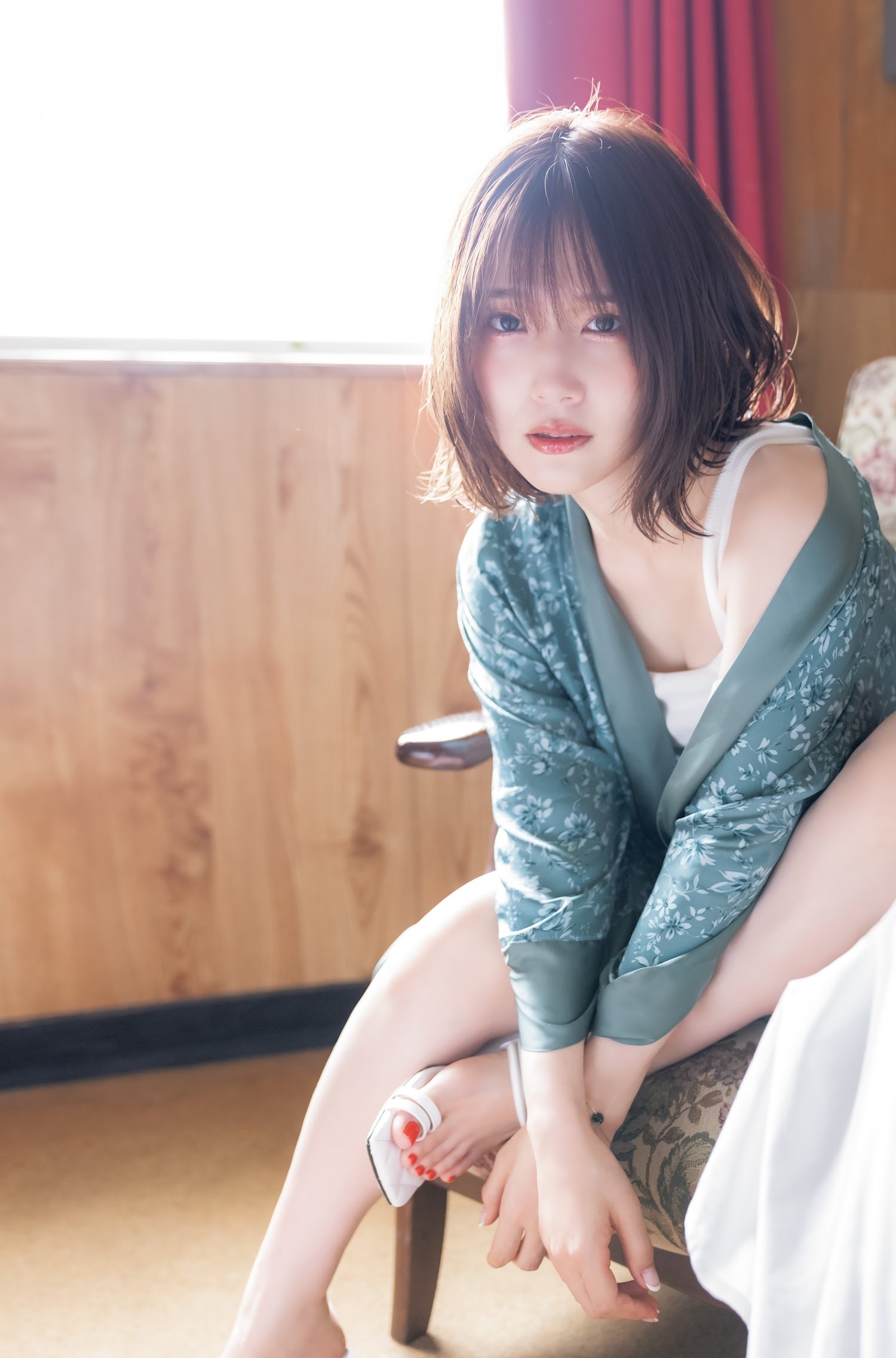 内田真礼 最新グラビア含む水着画像③ 12枚目