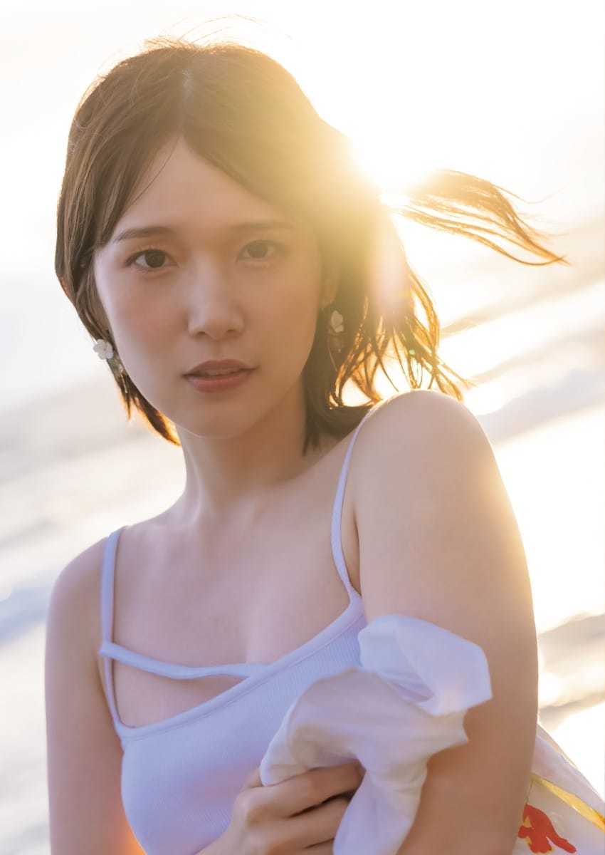 内田真礼 1st photobook 「まあやドキ」発売【水着画像 8枚目
